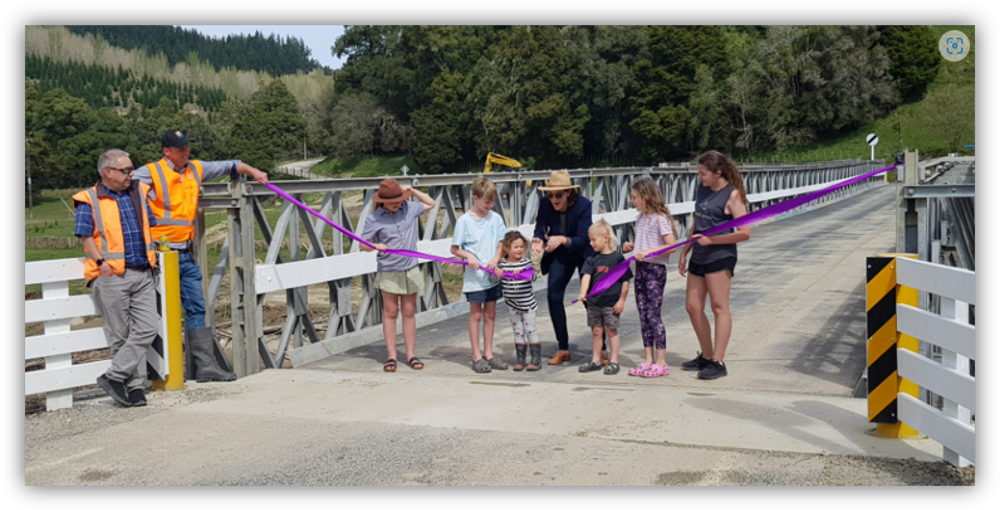 Mayor Rehette Stoltz opens the Hollywood Bailey Bridge on Bushy Knoll Road. 